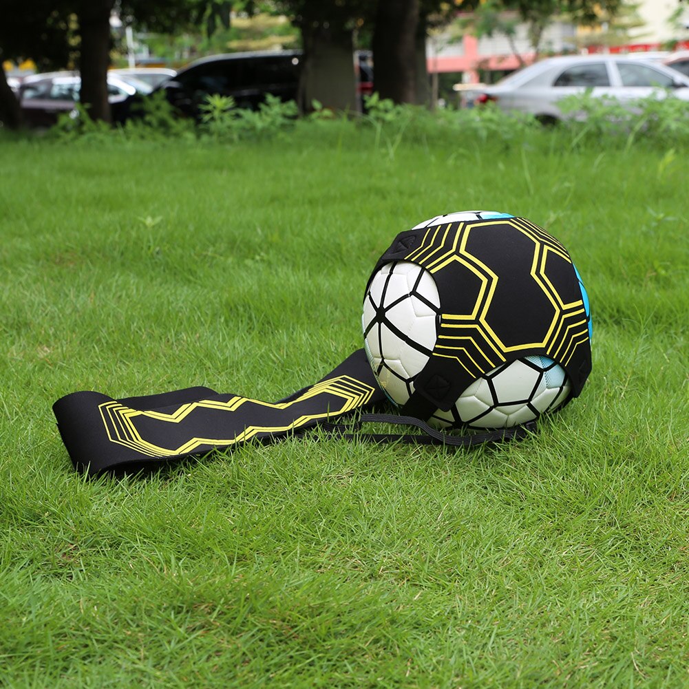 Verstellbarer fußball-kicktrainer, fußballtrainingsgerät, elastischer übungsgurt, sporthilfe