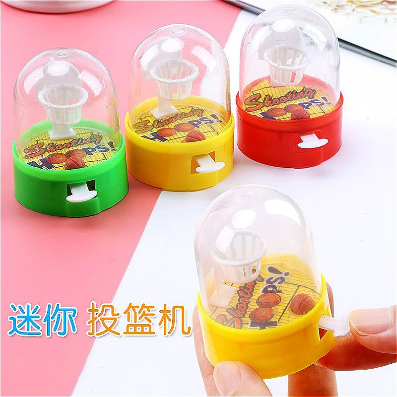 1Pcs Kleine Basketbal Recreatieve Machines Grappige Plastic Bubble Gags & Bananasplit Veilig Voor Kinderen Speelgoed Schieten Machine