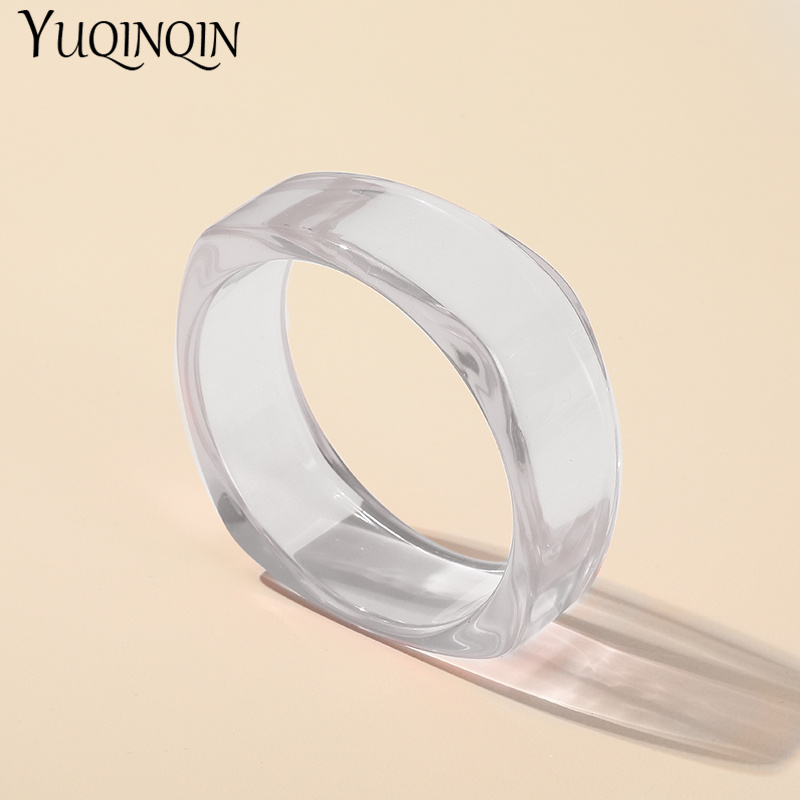 Nuovo braccialetto acrilico trasparente alla moda per donna Braccialetti da festa in resina Braccialetti con ciondoli firmati Regali di gioielli per ragazze