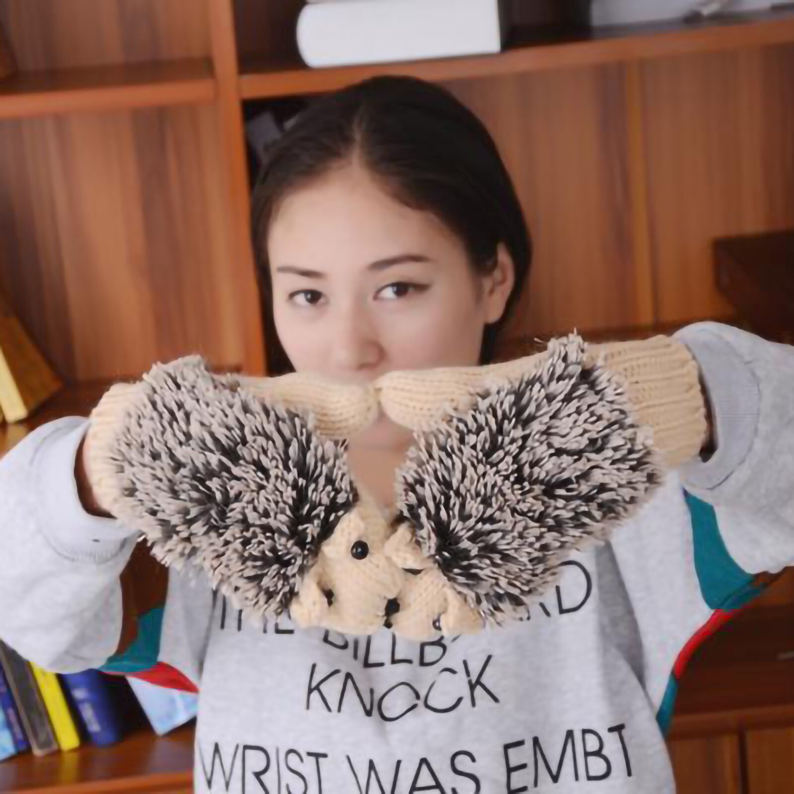 Winter Gloves Women Cartoon Hedgehog Wool Double Layer Thermal Mittens Full Finger Weave Gloves Перчатки Женские