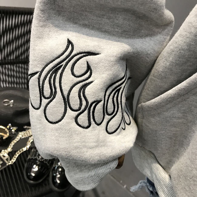 Grijze bf heren- en damesjas met geborduurde letters en gemengde capuchon voor koppels