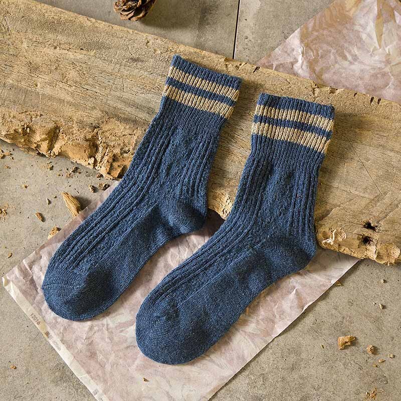 Vinter uldstrømper tykkere varme strikkede stribede damestrømper kvindelige korte sokker bomuld ankelsok calcetines: Marinebue