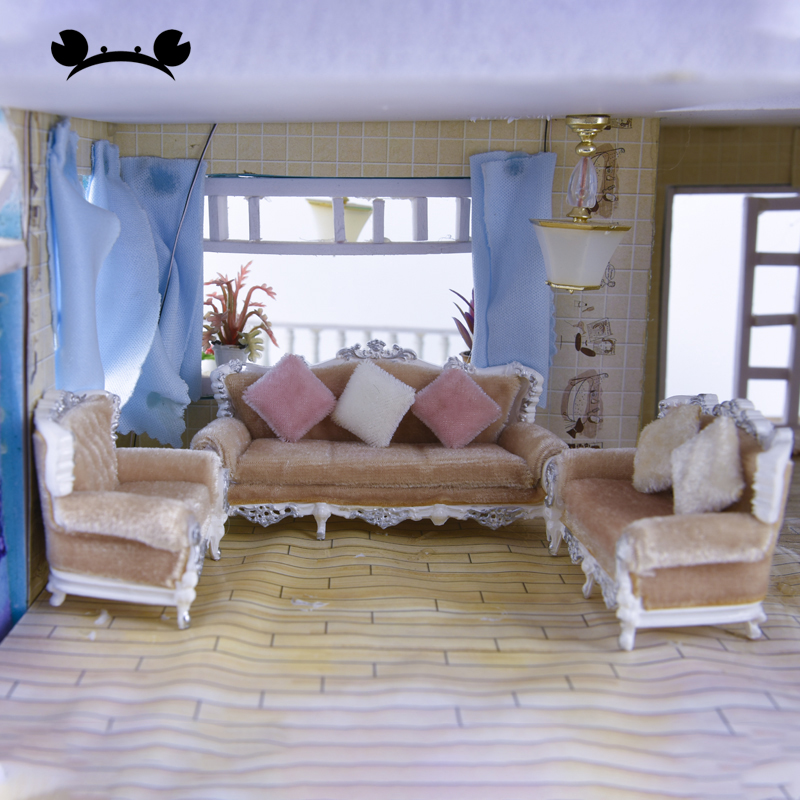 Simulación de sofá de estilo europeo, juego de almohada, muebles, mesa de arena, escena, decoración, modelo, accesorio de construcción, 1:25