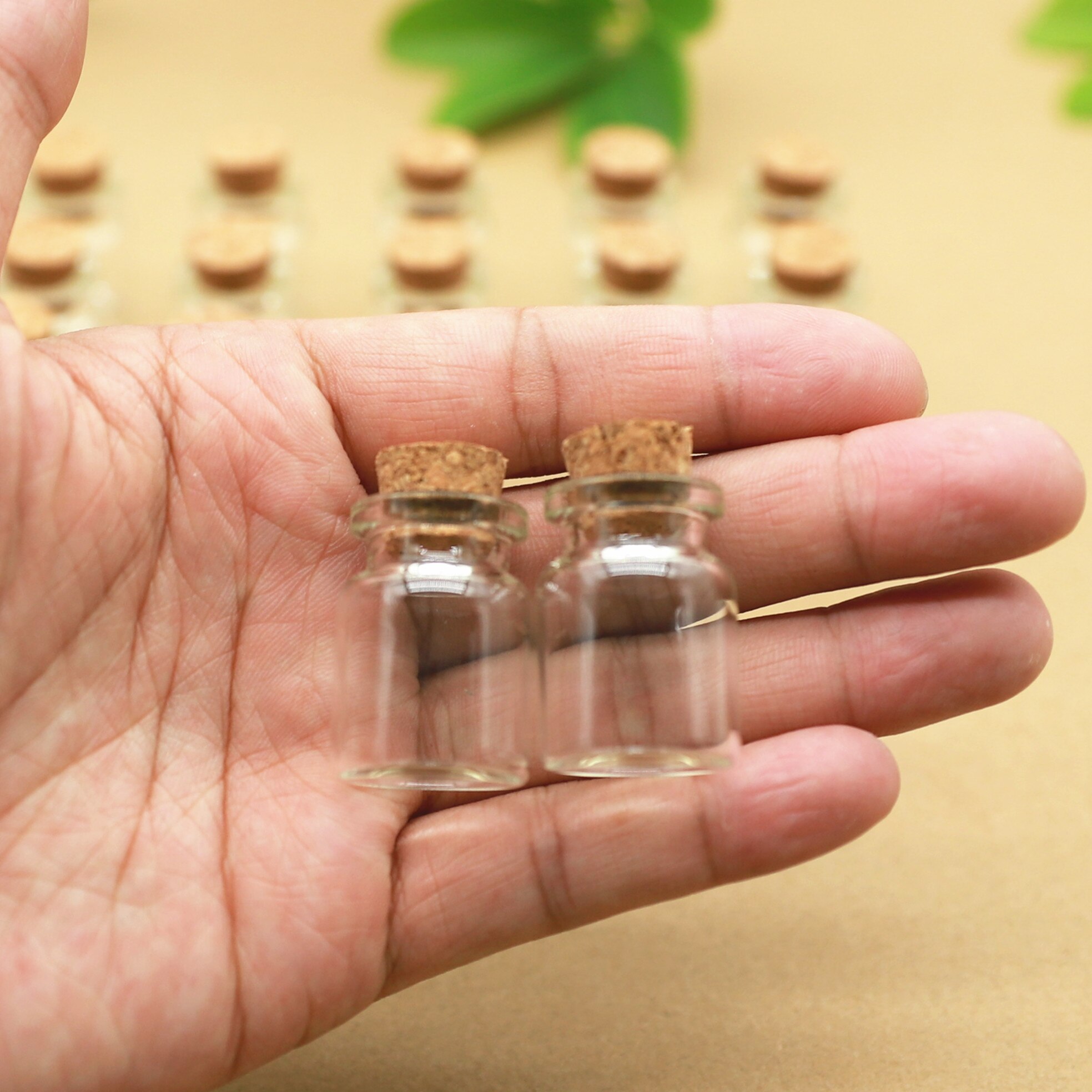 24pcs/lot 22*30mm 5ml Small Glass Vial Bottle Test Tube Cork Stopper Mini Bottle Container Jars Tiny Practical Bottle glass