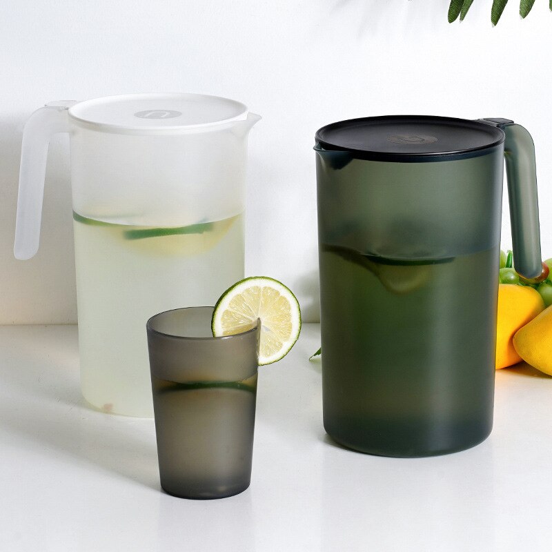 Pitcher Water 2L Plastic Cold Water Bottle And Cups Set Home Large Capacity Water Jug With Handle Juice Pitcher Jug For Juices