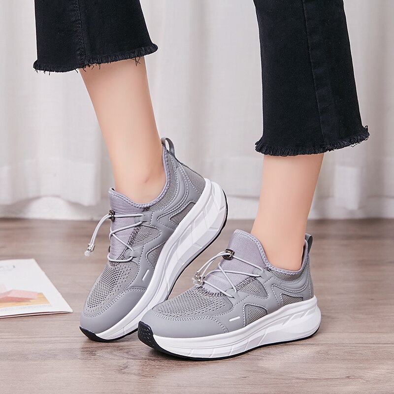 Bolsa de viagem Mulheres Balançar Sapatos de Sola Grossa Sapatos Pretos Cunhas Sneaker Altura Crescente Tênis de Tonificação da Mulher Ao Ar Livre Sapatos de Caminhada: Grey / 6