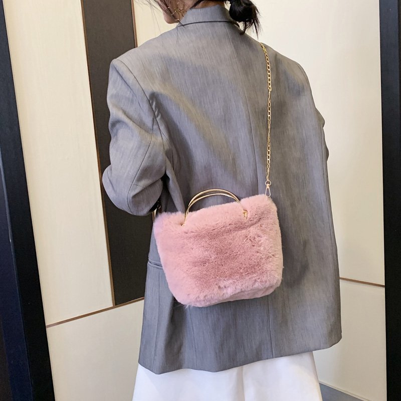 Herfst En Winter Vrouwen Faux Bont Tassen Schouder Onderarm Pluche Pouch Crossbody Tassen Voor Vrouwen furry Handtas
