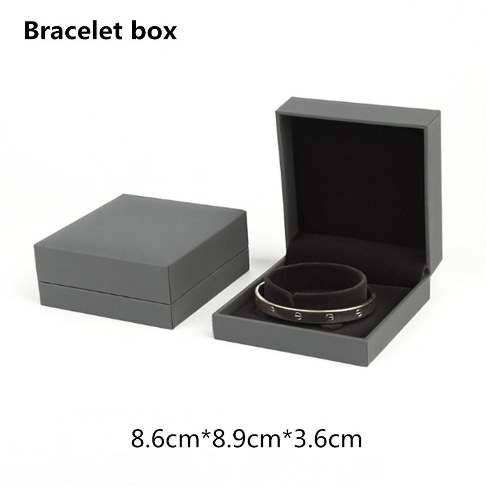 1Pcs Samt Schmuck Platz Box Frauen Hochzeit Ohrringe Ring Display Organizer Fall Elegante Schmuck Box 50x55x40mm: Bracelet box