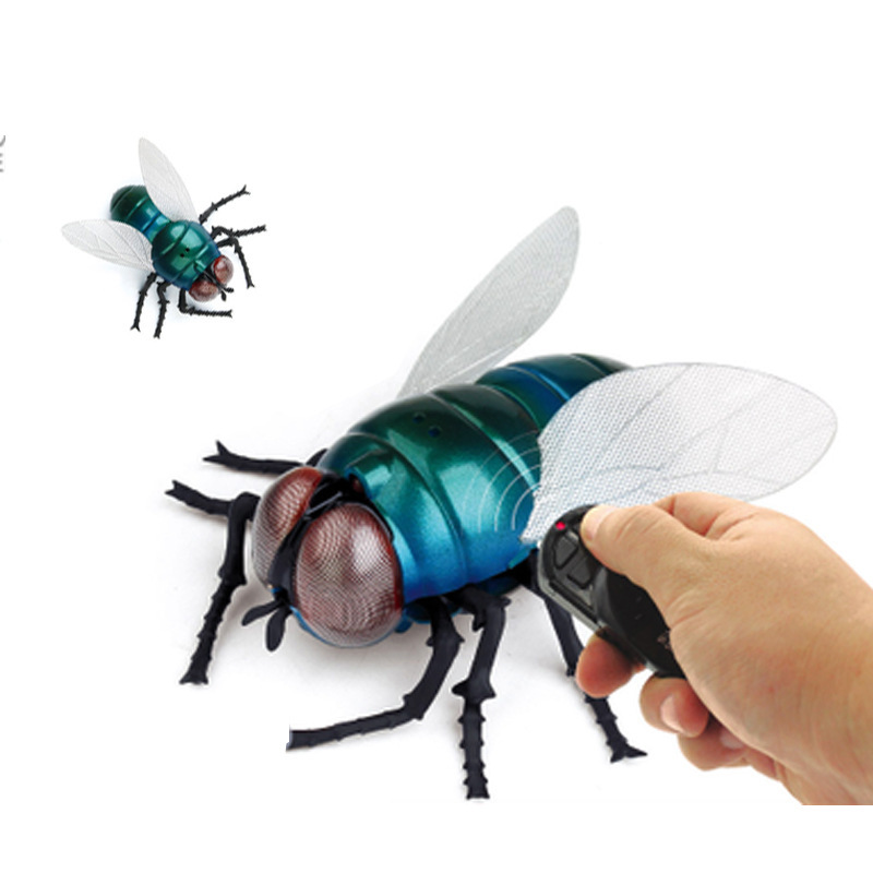 RC Insects Model Simulation RC Infrared Induction Insect Toys Scary Tricky Fly Bee Ladybug Toy: Flies without Box