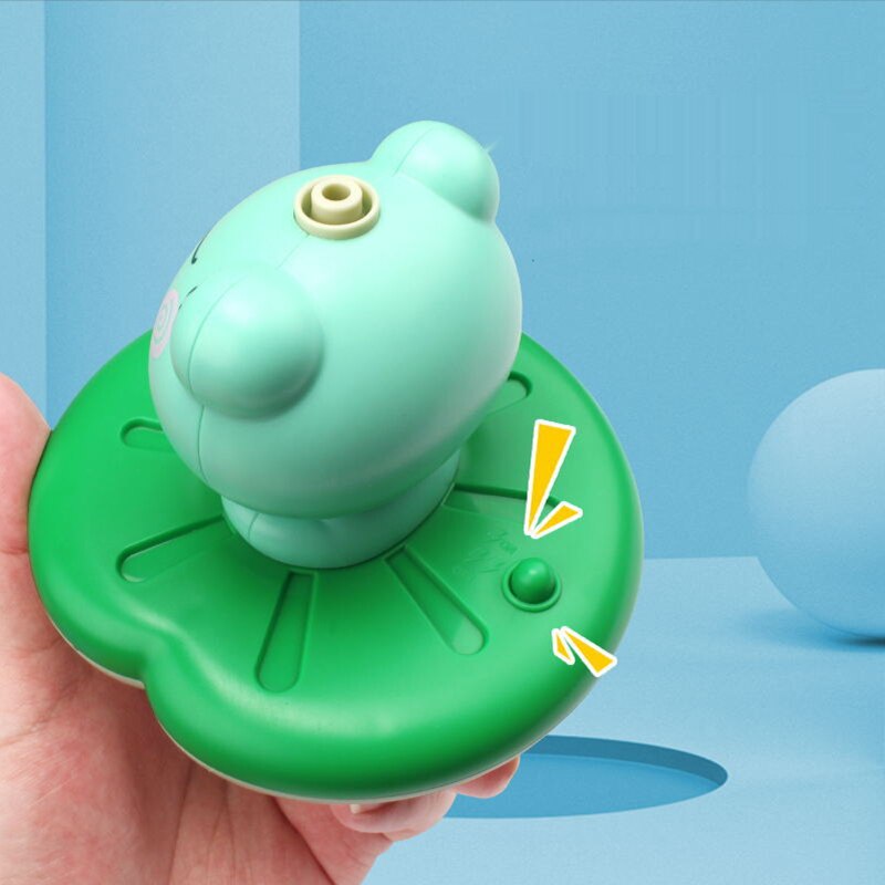 The Electric Dry Battery Spray Water Frog Room Bath Spray Ball Bath Toy