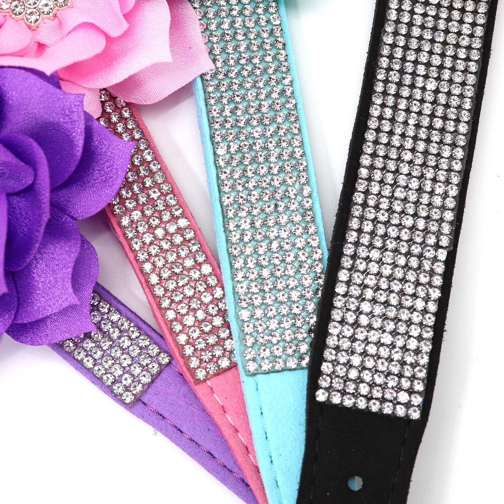 Bling Strass Halsband Met Bloem Accessoire Zachte Suède Kat Puppy Halsbanden Ketting Voor Small Medium Honden Katten