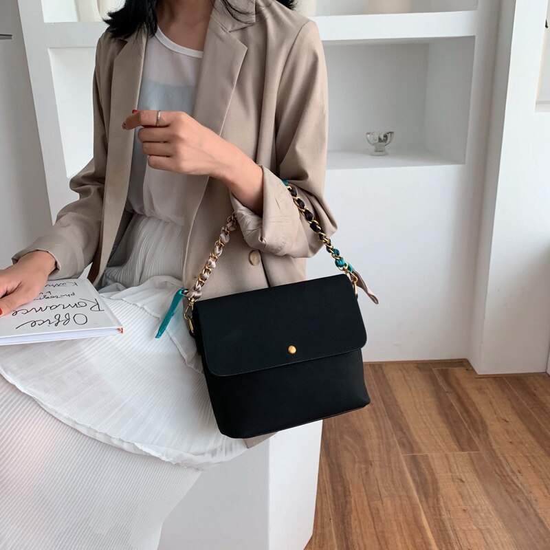 All-match solid color handbag exquisite shopping bag retro casual lady handbag college style one-shoulder diagonal bag