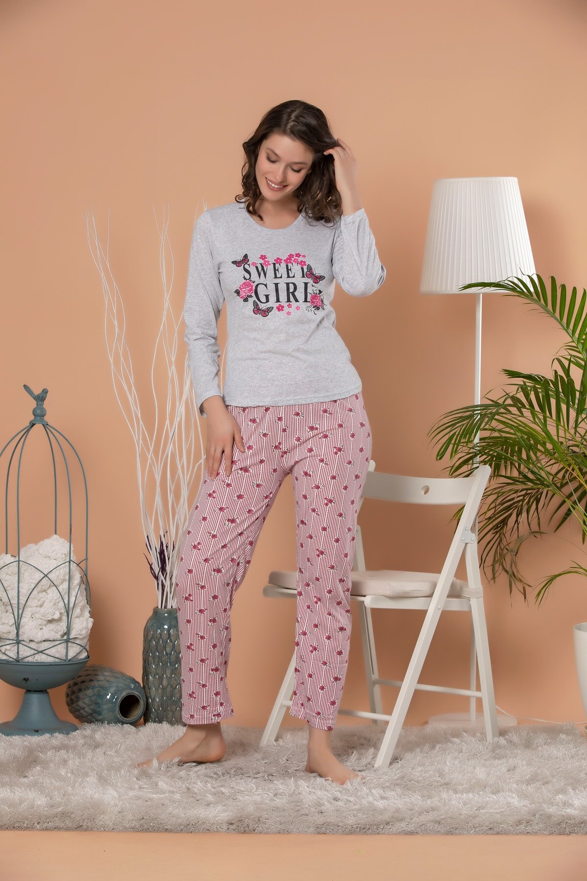 Jordbær kvinders grå melange printet langærmet pyjamasdragt