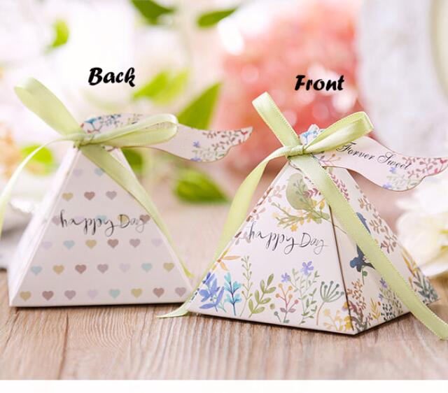 50 stuks Candy Box Baby Shower Gunsten Driehoekige Piramide Bruiloft Gunsten Box Bomboniera Feestartikelen: D