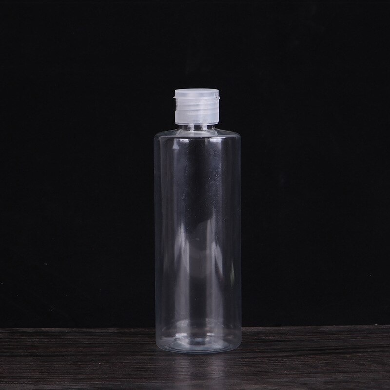 1PC Mini Empty Portable Hand Bottle Keychain Holder Reusable Bottle Hand Washing Gel Storage Bottle with Keychain: 5ML 1PC
