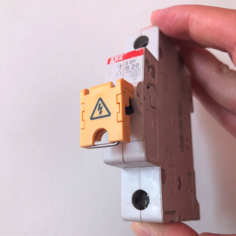 10pcs/lot multi pole MCB lockout master lockout 1P 2P 3P 4P breaker lockout ABB lockout