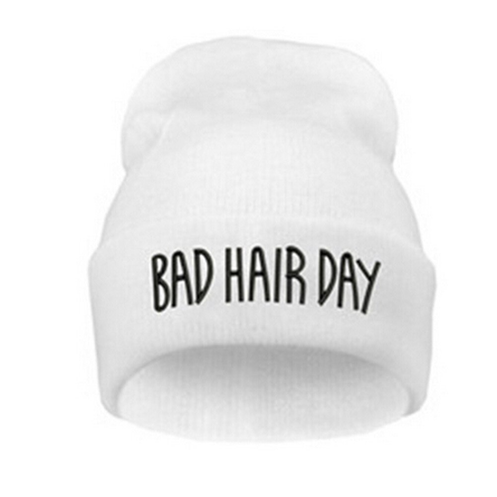 1pc letters winter lente bad hair day beanie pet mutsen voor vrouwen mannen gebreide skullies muts gorro feminino inverno: Gewicht