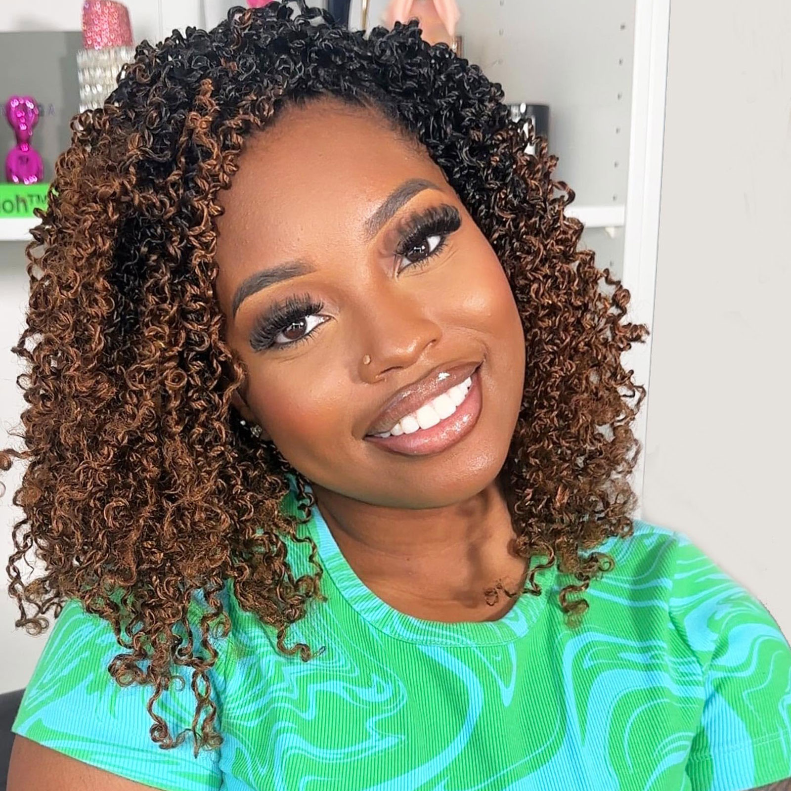 Trenzas de ganchillo Yanky pre-bucle negras de 12 pulgadas, trenzas de pelo ombré marrón bohemio de primavera con rizos, extensiones sintéticas