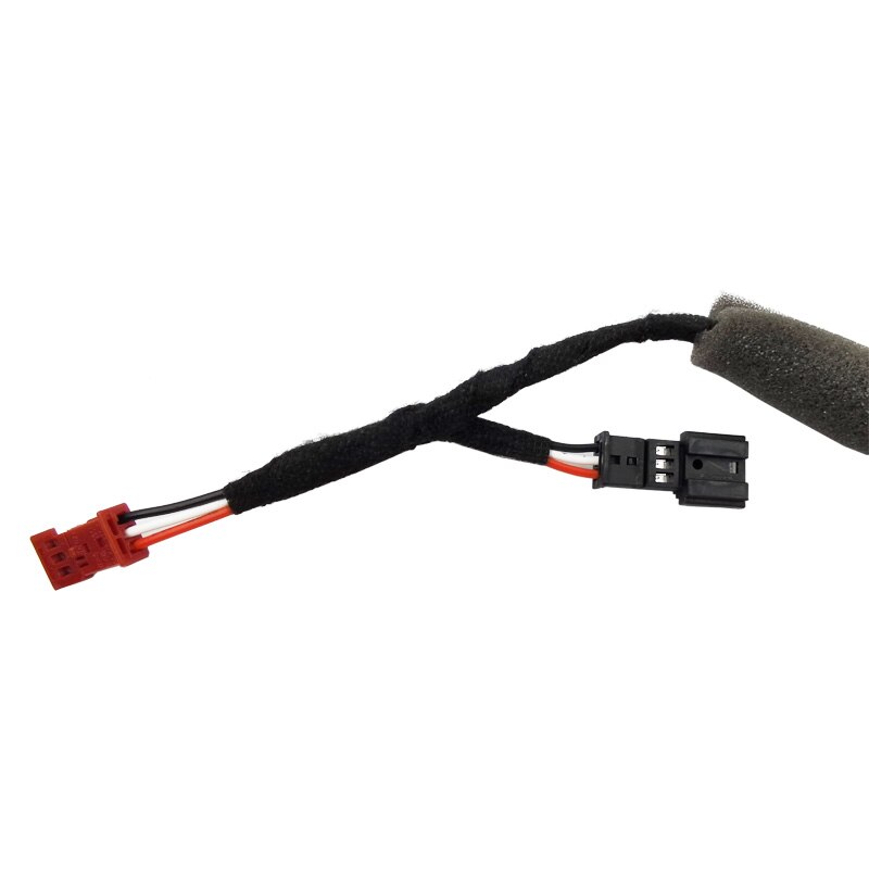 Power Cable Easy to install plug and play connect to the rain sensor or reading light of the original car