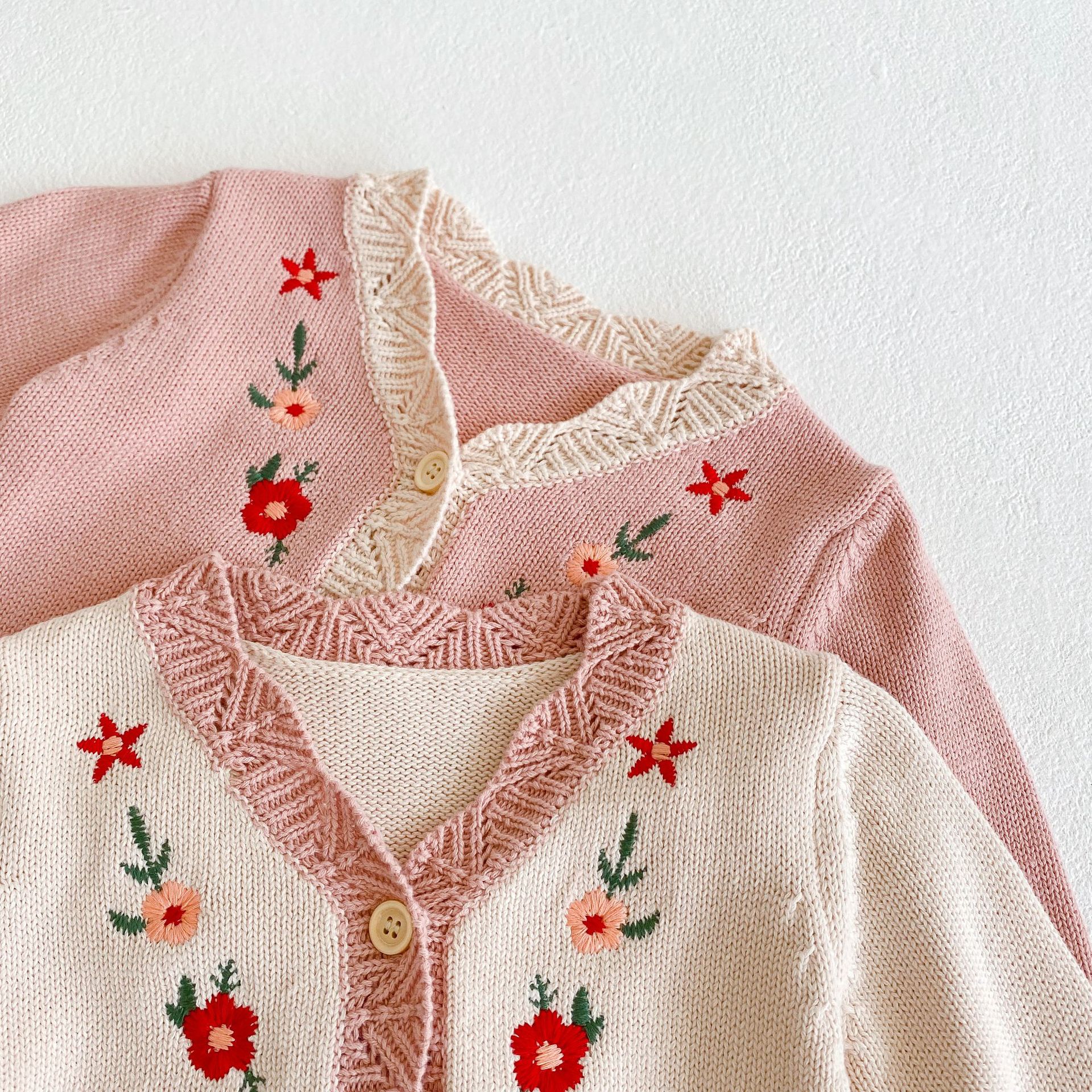 herbst Neue Baby Mädchen betroffen Strickjacke Nette Blume Stickerei zur Seite fahren Langarm Kleine Mädchen Strickjacke Jacke freundlicher betroffen Spitzen