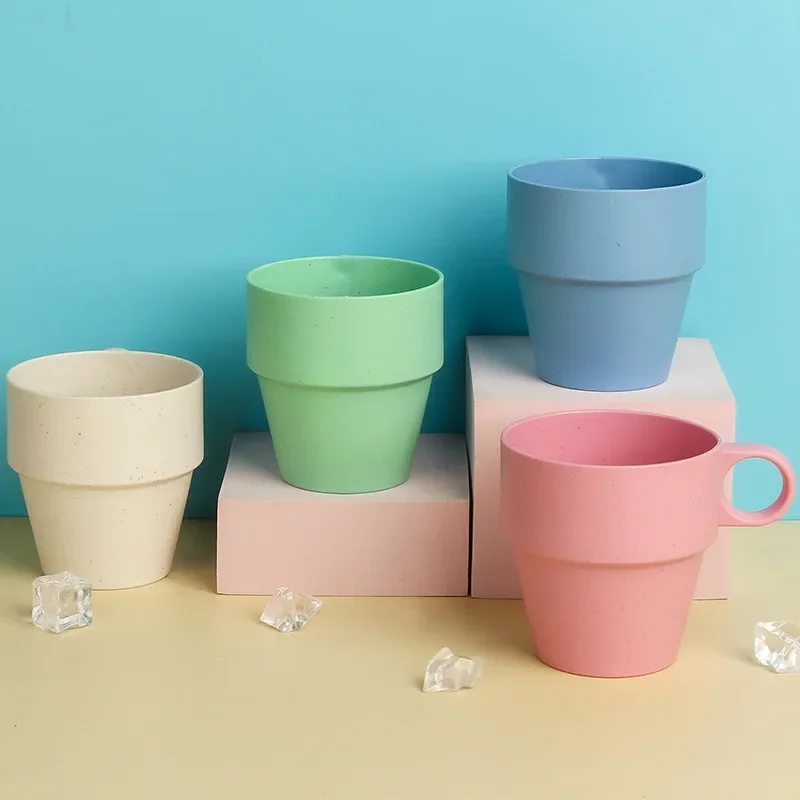 Kubek na wodę ze słomy pszennej robić prasowania Kubek z antypoślizgowym uchwytem Domowy kubek izolowany z tworzywa sztucznego Prosty kubek z tworzywa sztucznego