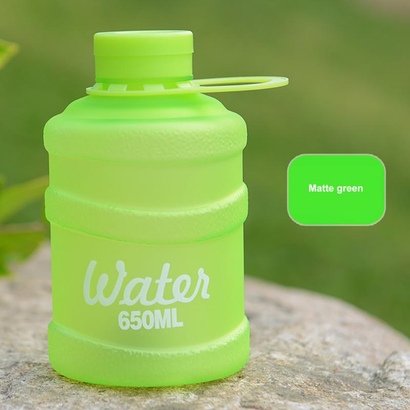 650ml plasthinkar koppar bärbar resistent lämplig för barn stor kapacitet vattenflaskor drinkware: 10