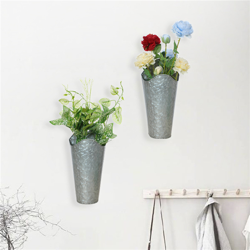 Wrought Iron Barrel Shaped Vase Wall Hanging Solid Color Empty Flower Pot for Home Decoration