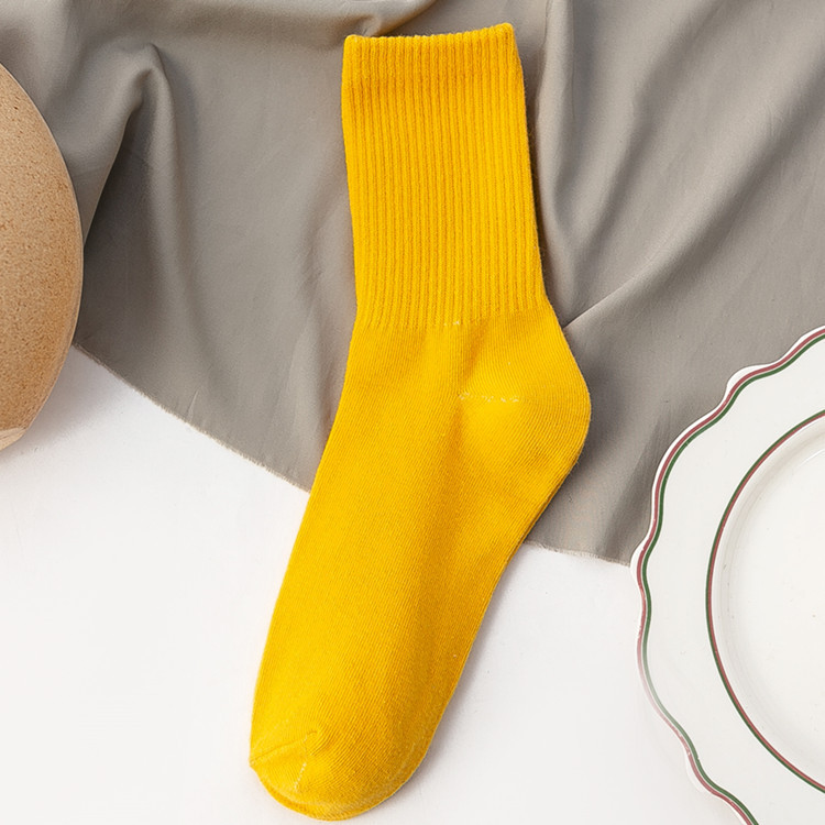 Damensocken aus 100er Baumwolle, modischer Trend, einfarbige Damensocken, Damensocken aus reiner Baumwolle, fröhliche Mädchensocken, kurze Besatzung-Söckchen: Kakifarbig