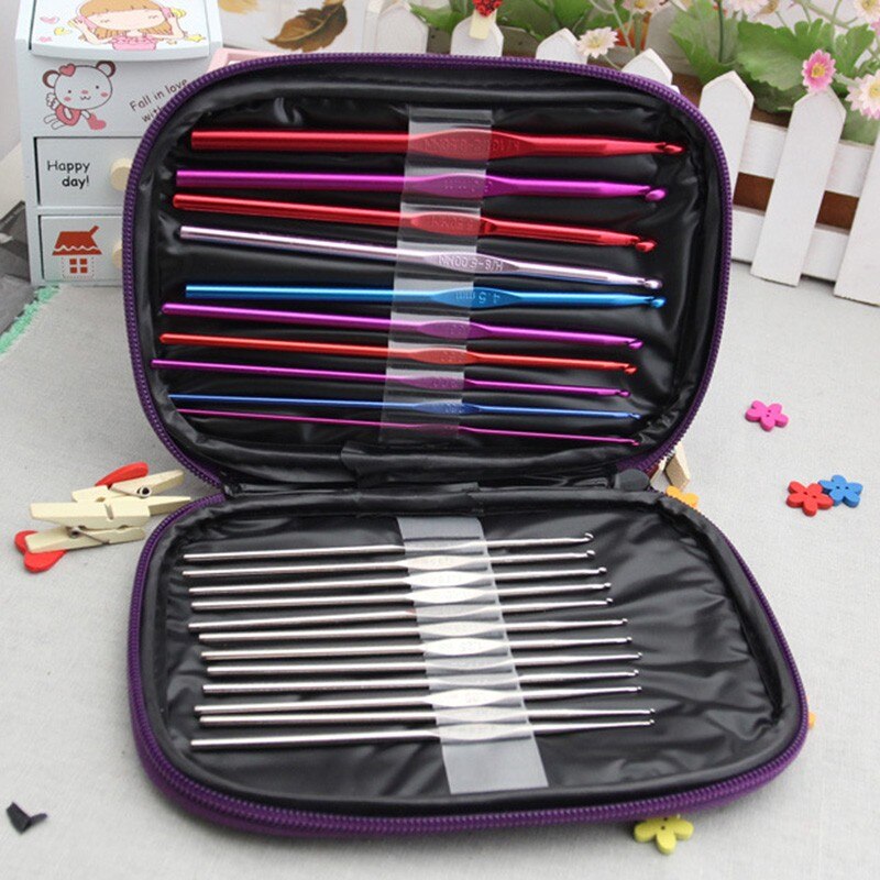 Haaknaalden voor haar en Wol 22 Stks/set multi-color Gehaakte Naalden Knit Weave Craft Garen Naaien Gereedschap ventileren naald