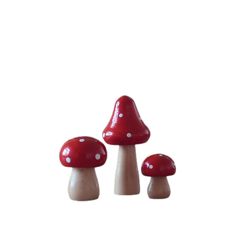 3Pcs/Set Miniatures Wooden Painting Mushroom Ornaments Crafts Micro-landscape Kids for Desk Decoration: Red
