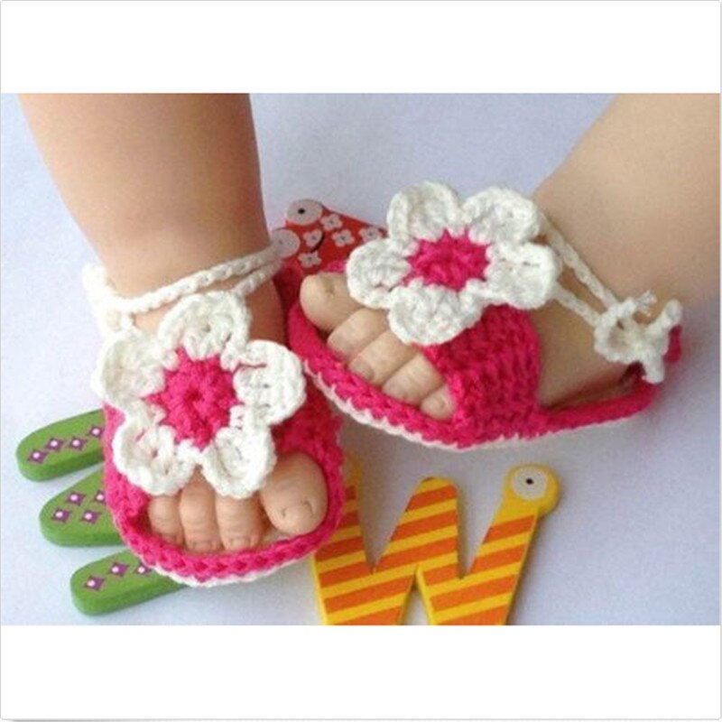 Del bambino Della Ragazza Del Bambino Della Ragazza Del Capretto Del Bambino Handmade Del Crochet Del Knit Del Fiore Della Perla Del Bambino Pattini di Bambino Del Bambino Della Ragazza di Estate Scarpe Nuovo