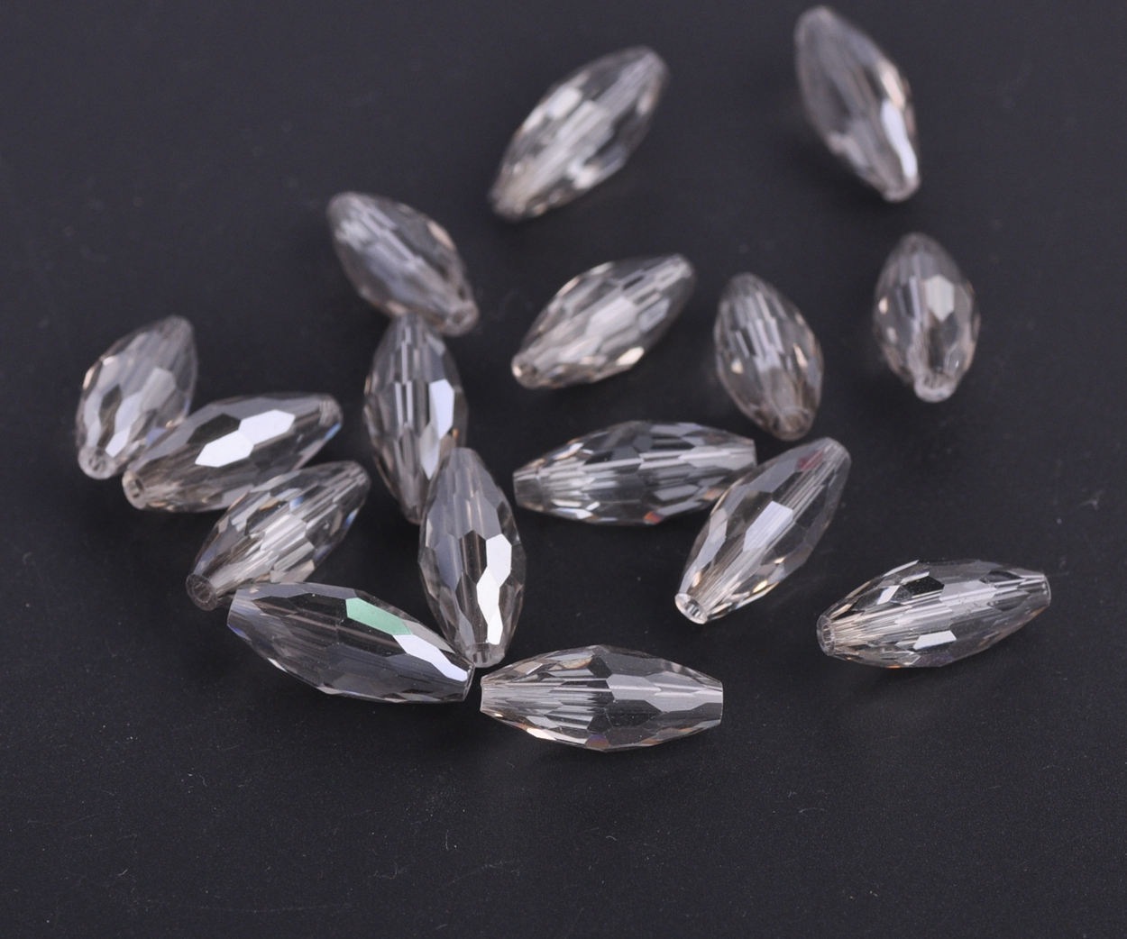 Cuentas artesanales sueltas de cristal de corte facetado de tubo ovalado de 18x8mm para fabricación de joyería DIY: Azul