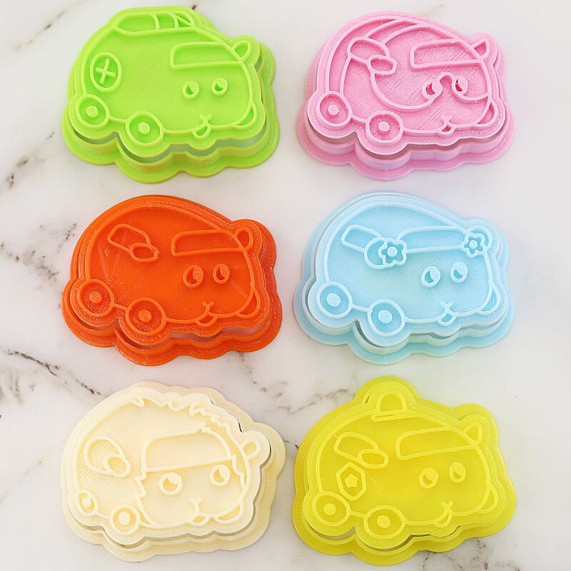 Baking Mold Japanese Animation Guinea Pig Car Pastry Biscuit Mold Stereo Carrot Cookie Fondant Cutting Mold Baby's Kitchen Tool
