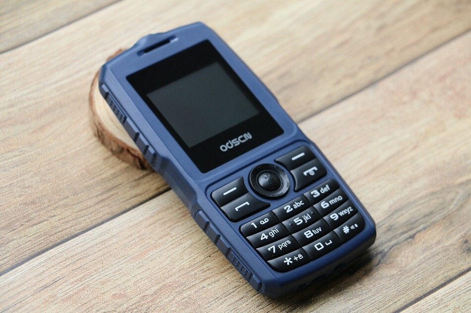 Téléphone portable fin et robuste, déverrouillé, whatsapp, ebook, bluetooth, appareil photo, lampe de poche, 3.5m prises jack, double sim, fm, clavier russe: Ajouter 8g cartes tf / Bleu