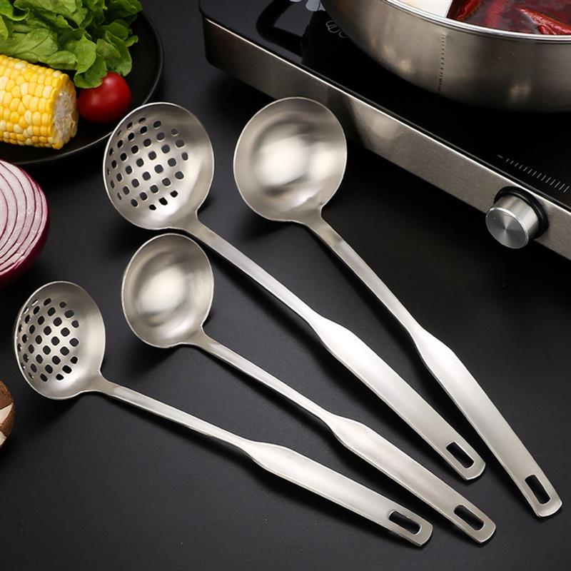1 Piece Stainless Steel Soup Scoop Long Handle Spoon For Kitchen Non-Stick Slotted Ladle Spoons Cookware Kitchen Tools Supplies