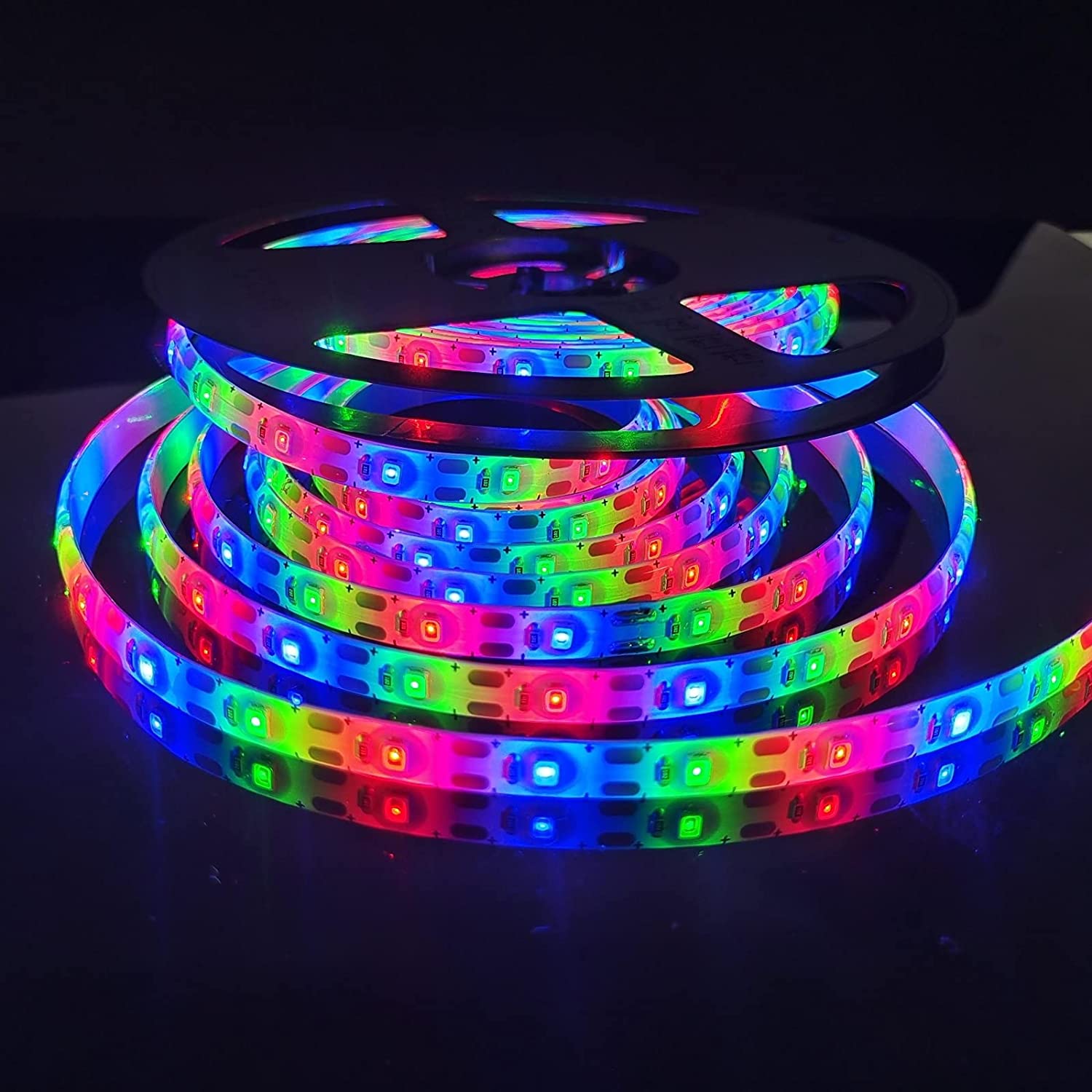 Solar LED Strip Lights Outdoor,IP67 Waterproof 480 LED Solar Powered LED Lights Strip,8 Lighting Modes,for Pergola Gardens Patio