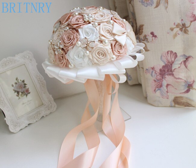 BRITNRY Crystal met Parels Bruid Boeket Satijn Rozen Bruidsmeisje Boeket edding Bloemen Bruidsboeket