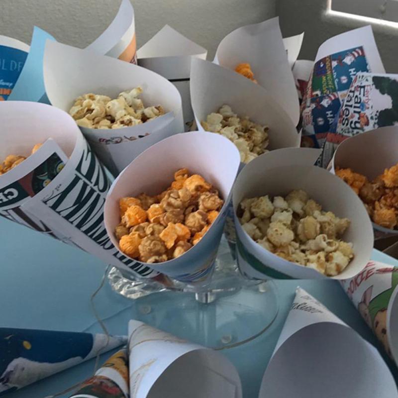 Ice Cream Stand Popcorn Home Kids Eco-friendly Birthday Transparent Acrylic 16 Hole Sushi Hand Roll Food Party Display