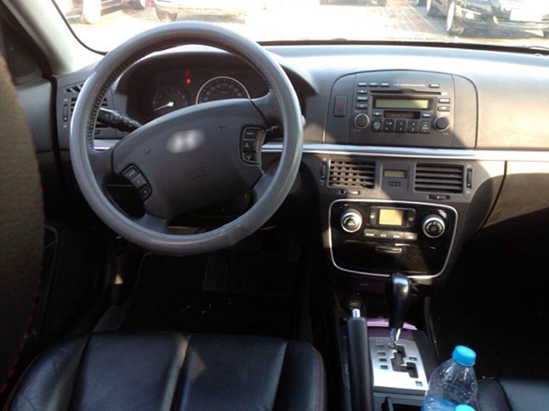 Doppel DIN Funkfront Für Hyundai I20 2008+ – Silberner Plattenrahmen Armaturenbrett Adapter