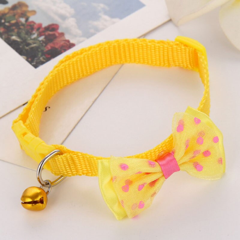 1pc novo sino doce cor gatinho likesome cão gato animal de estimação laço colar: YELLOW