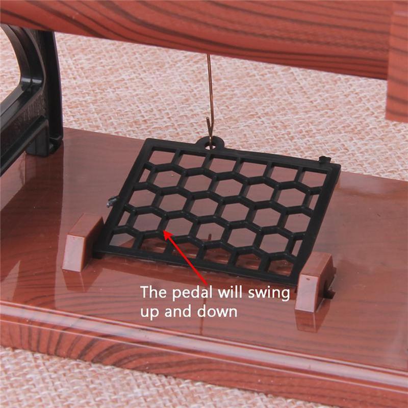 Mini Nostalgic Music Box To Alice Random Music Xmas to Wife Retro Simulation Sewing Machine Music Box Hand Crank