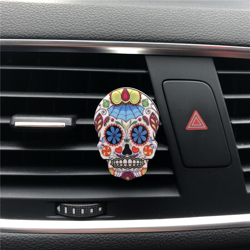 Ambientador de Clip de aire con cabeza de Calavera, accesorios de decoración montados en el aire acondicionado del coche, mejora el aroma de Perfume de aire, 1 unidad: E