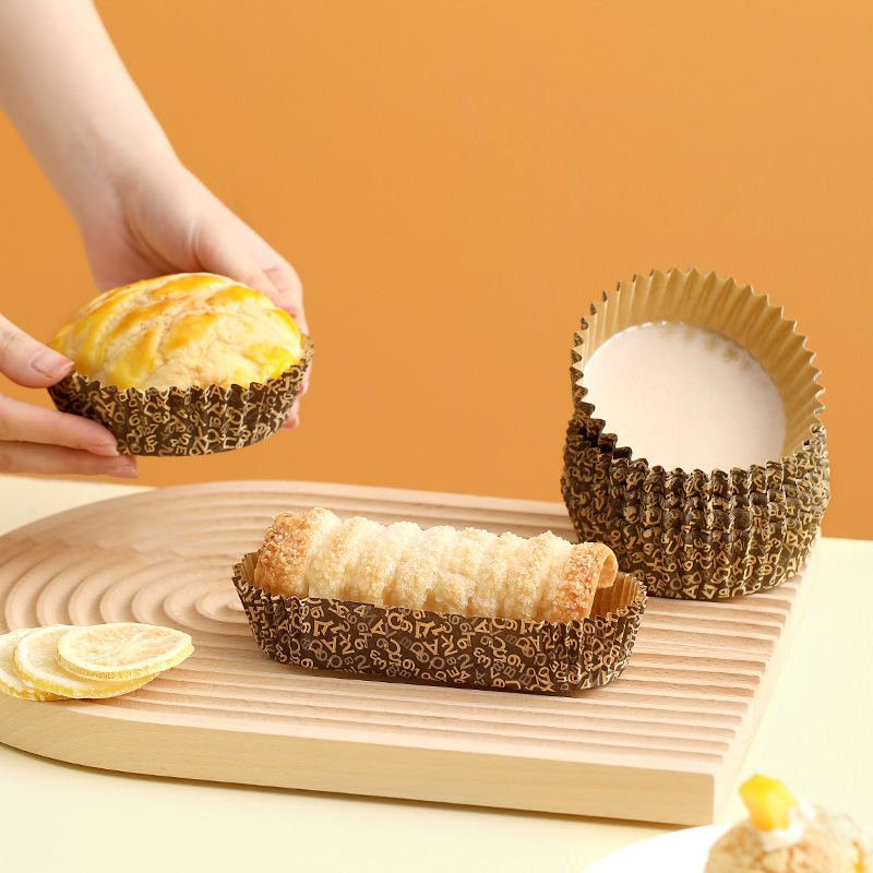 50 Stuks Ronde Broodpapierbakken, Bestand Tegen Hoge Temperaturen Baking-Antiaanbakcakevormen, Oliebestendige Papieren Bekers Voor Cupcakes