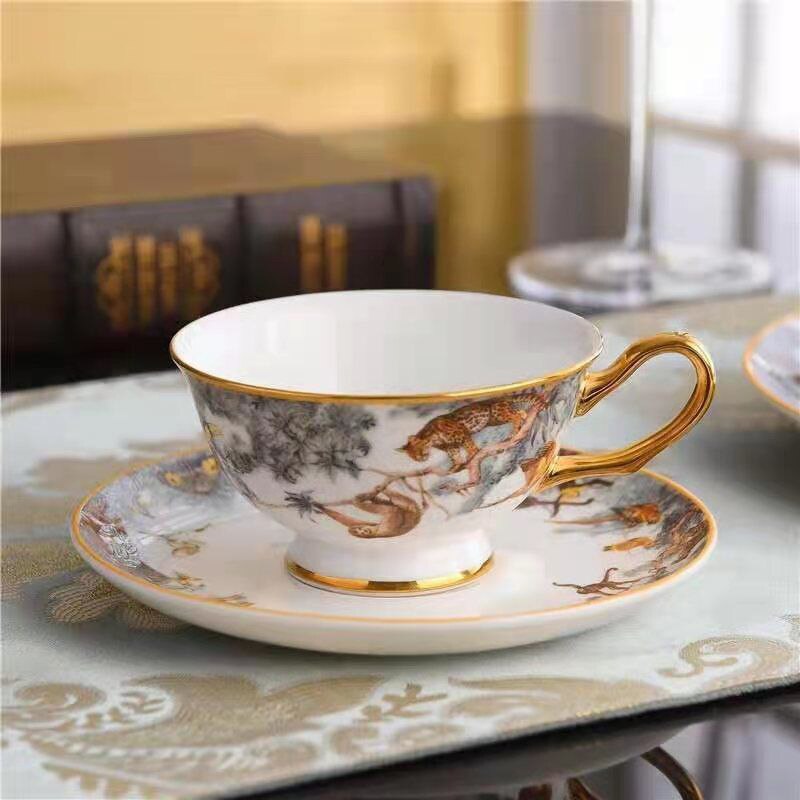 British Style Luxury Moroccan Coffee Cup and Saucer Set with Gold Handel Ceramic Cappuccino Afternoon Tea Cup: 1