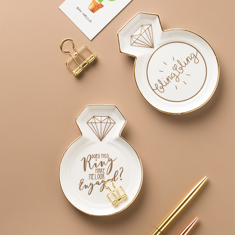 Petite assiette murale en céramique décorative pour boucles d'oreilles, rangement pour colliers et bijoux, bibelots plat mural, plateau de vanité, de mariage