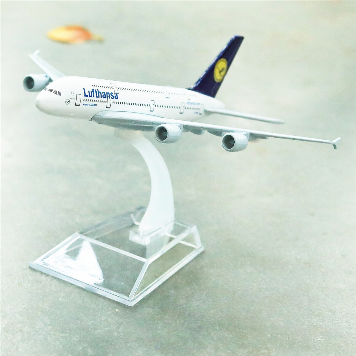 Ornamento di Souvenir in miniatura da collezione per aviazione da 15cm in lega di aeromobili germania halal Airlines A380