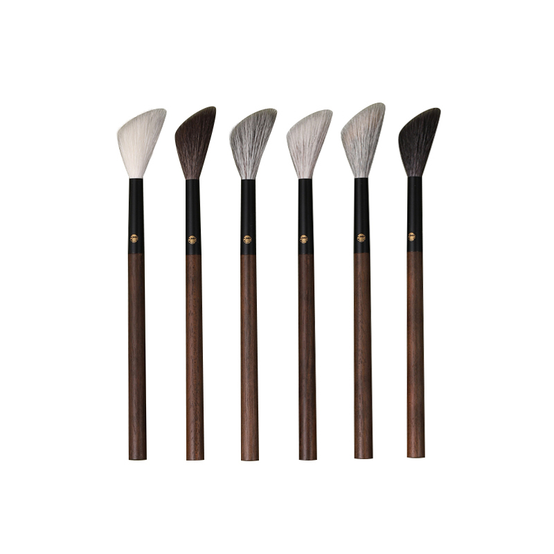 Handmade Makeup Brushes 1PC Soft Squirrel Horse Goat Hair Fluffy Blush Highlighter Brush Walnut Make Up Brush