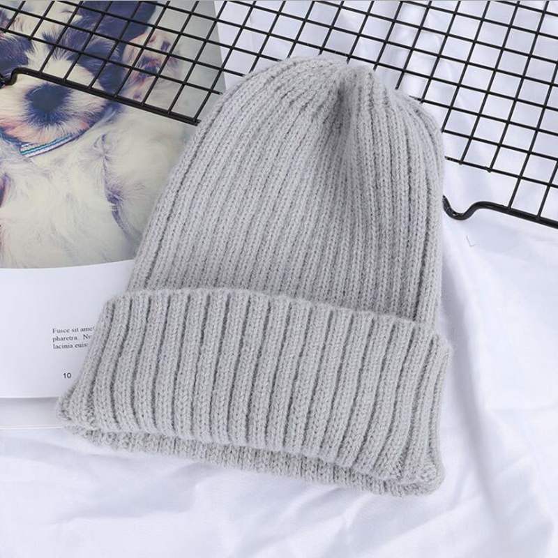 Ensfarvet uld beanie vinter bløde varme strikkede hatte til kvinder skullies beanies piger damer afslappet cap hat: Lysegrå