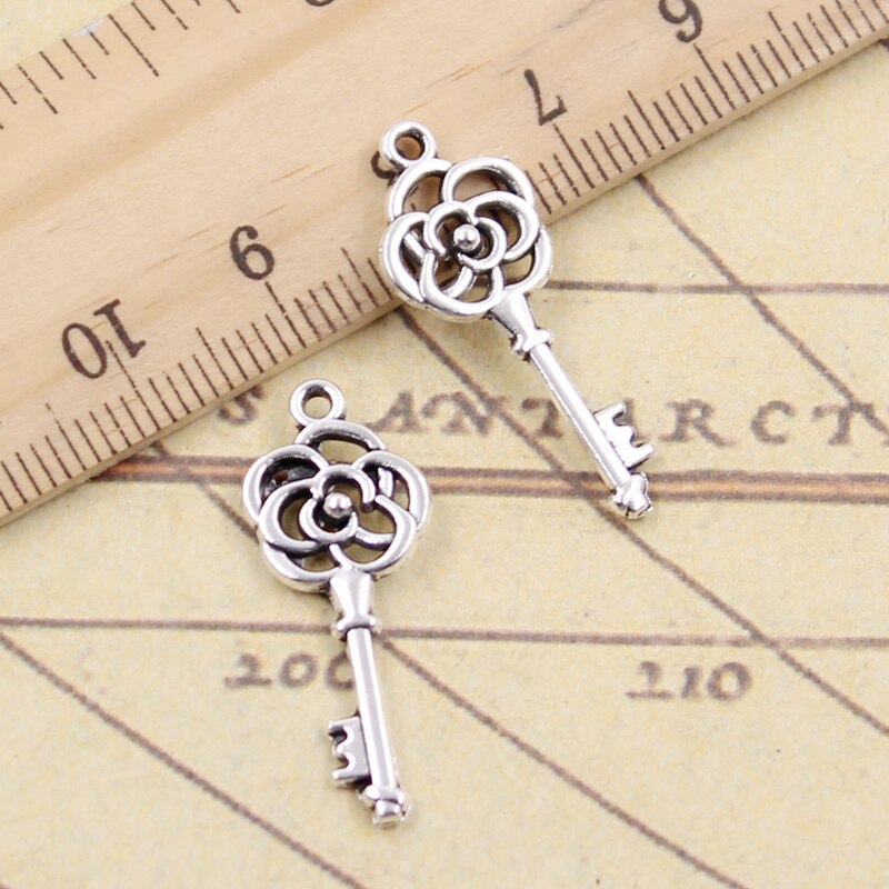 20Pcs Charms Vintage Skeleton Key 28X11Mm Tibetaanse Brons Zilver Kleur Hangers Antieke Sieraden Maken Diy Handgemaakte craft