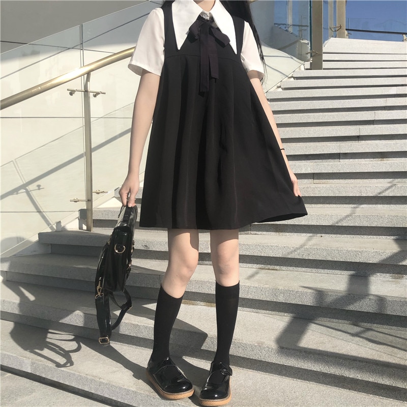 Japanse zoete college tweedelig overhemd met korte mouwen strik + geplooid vest jurk vrouwelijke zomer schoolmeisjesuniform: Alleen zwarte jurk
